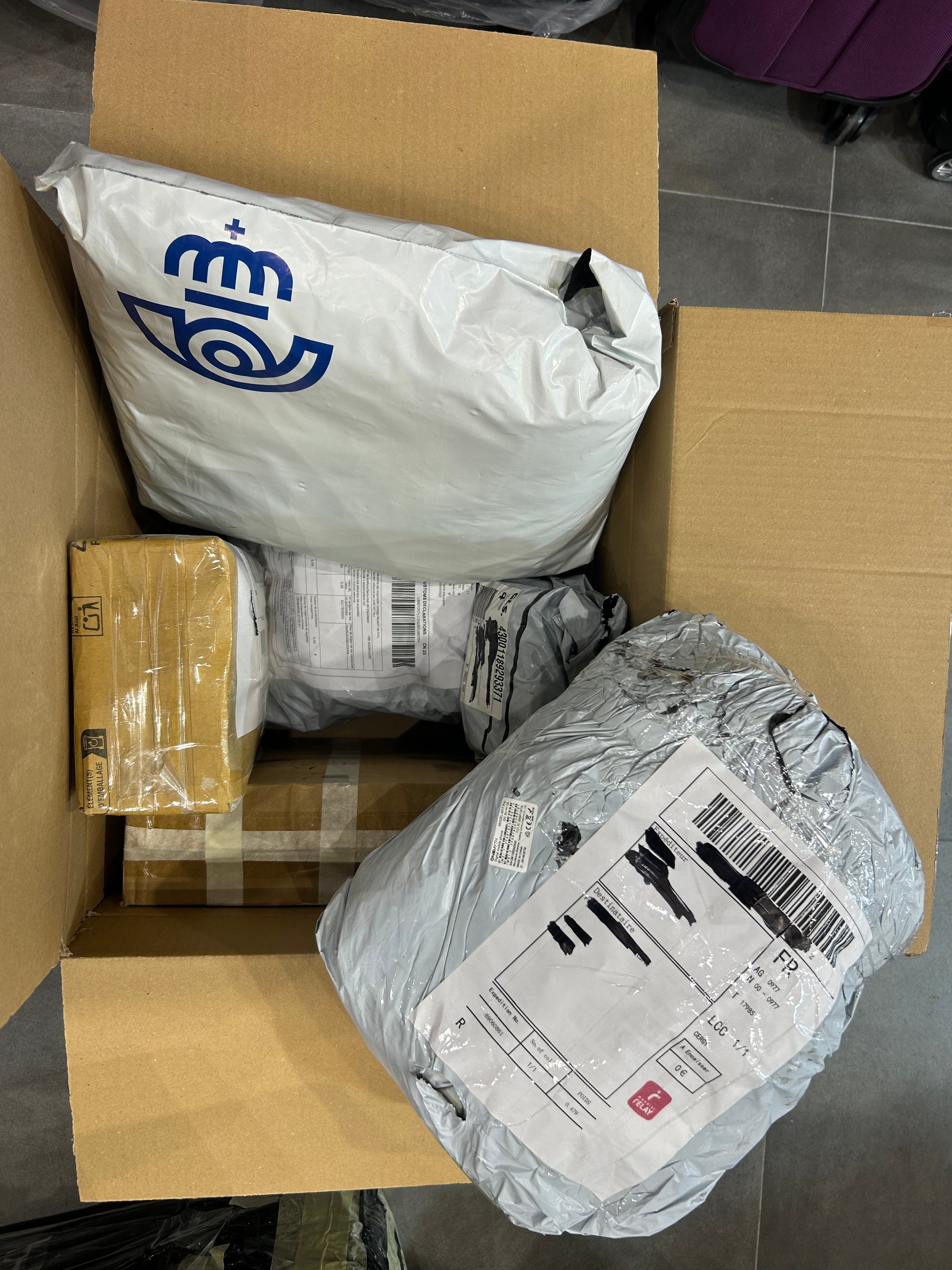 Caja Misteriosa de Devoluciones 30€ | 6 Paquetes Sorpresa Sellados Imagen secundaria del producto