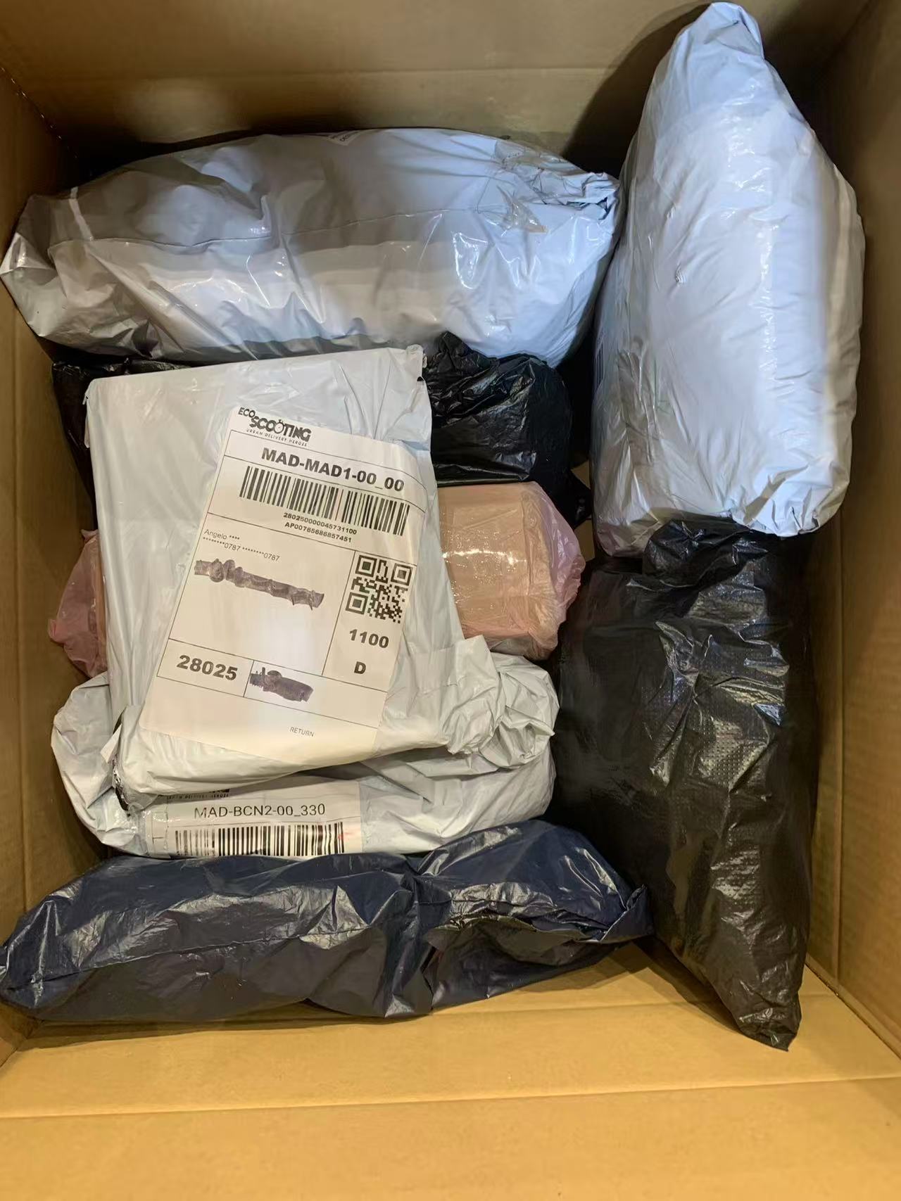 Caja Misteriosa de Devoluciones 40€ | 8 Paquetes Sorpresa Sellados